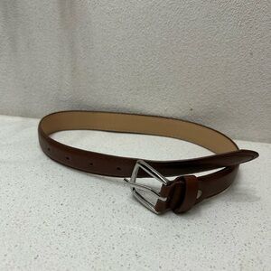 Kids Brown Leather Belt. Versatile for every closet! Size small